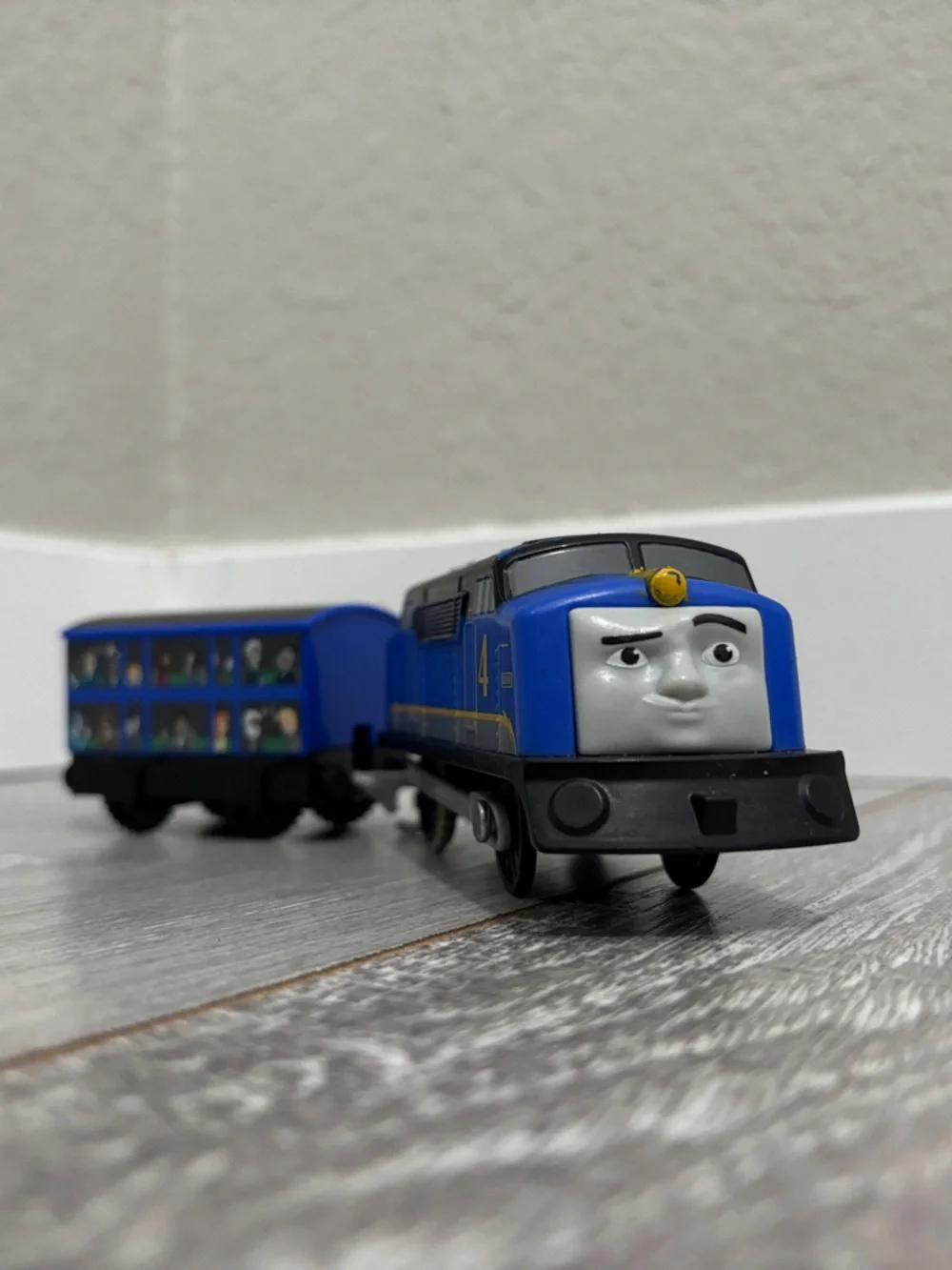 Motorized Gustavo and Passenger Coach - Thomas & Friends